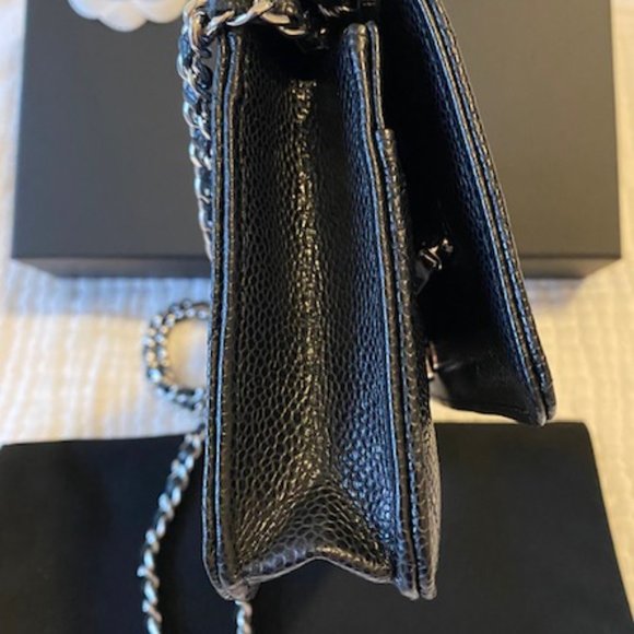 Chanel WOC - Picture 4 of 8